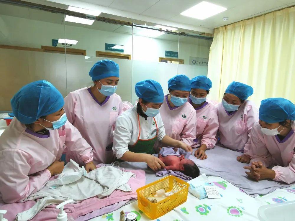 宁化县妇婴监护型护送